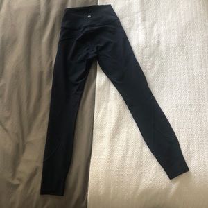 Lululemon In Movement Leggings 25” Size 4